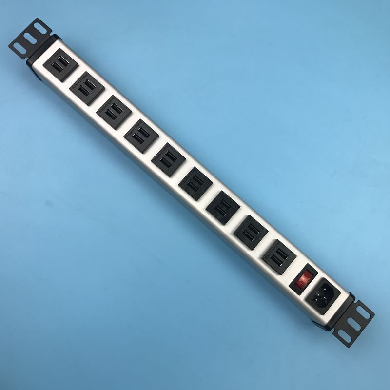 Dải nguồn USB thông minh 18 cổng kép dành cho IPad / iPhone / Điện thoại thông minh 5VDC 2.1A