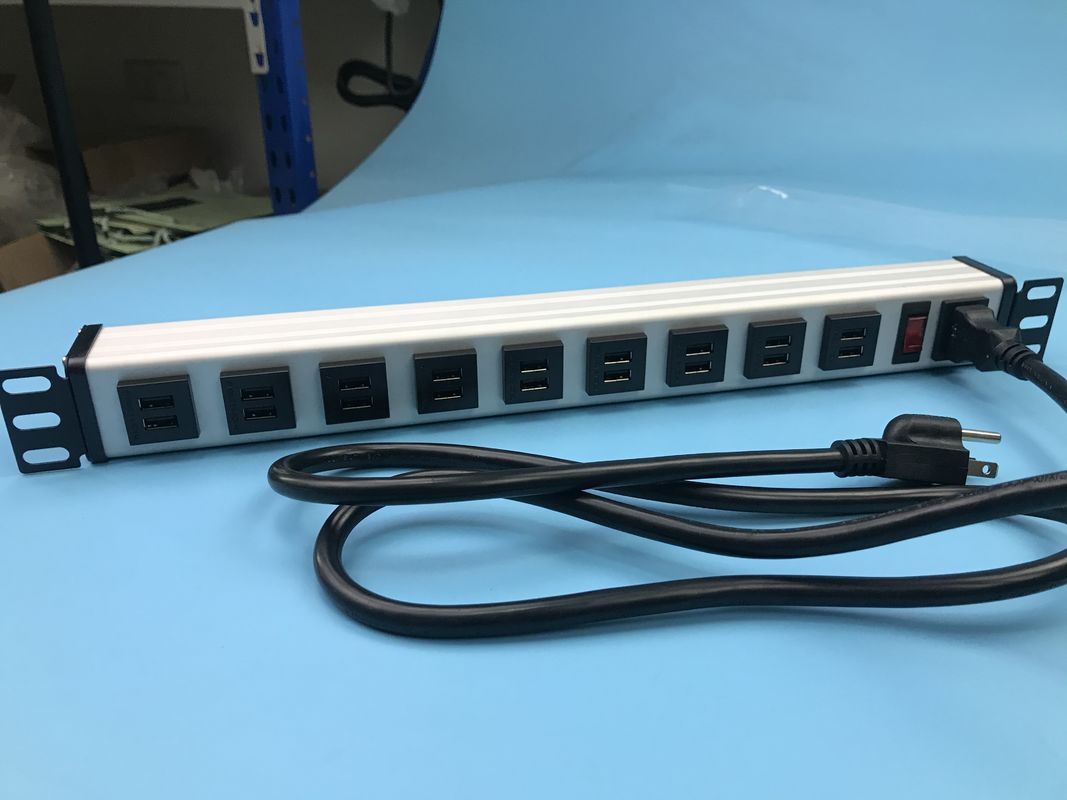 Dải nguồn USB thông minh 18 cổng kép dành cho IPad / iPhone / Điện thoại thông minh 5VDC 2.1A