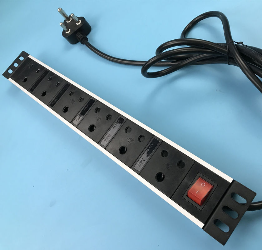 6 ổ cắm nhiều ổ cắm điện, phích cắm bằng kim loại phẳng Nam Phi Power Bar Cài đặt dọc