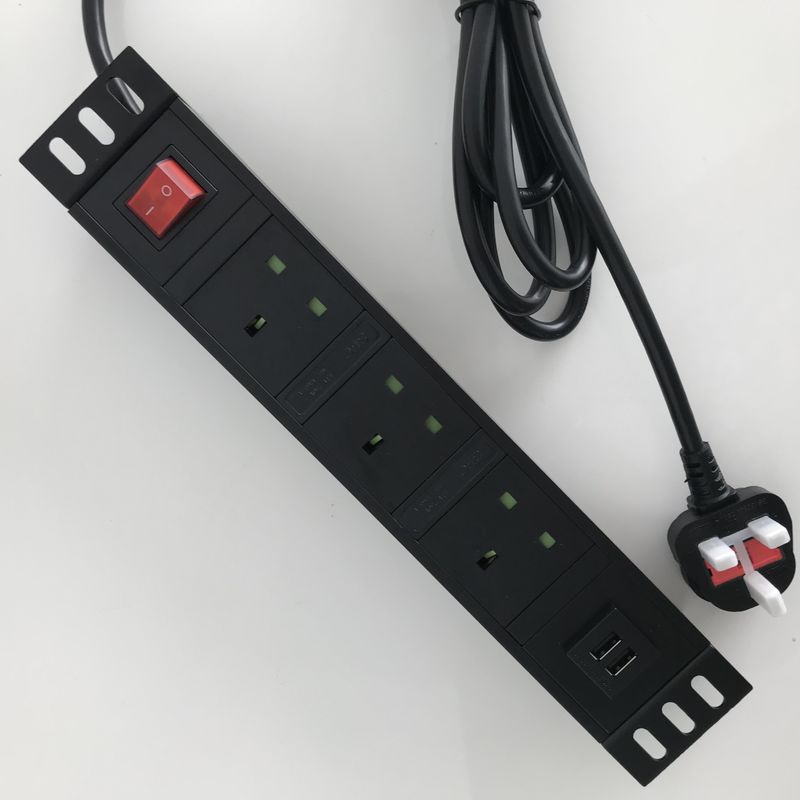 Dây 2M Dải điện thông minh với cổng USB 3 đầu ra Vỏ kim loại Anh loại G