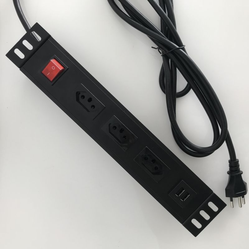 Cổng USB song công và 3 dải điện đầu ra của Thụy Sĩ với dây 2M vỏ nhôm